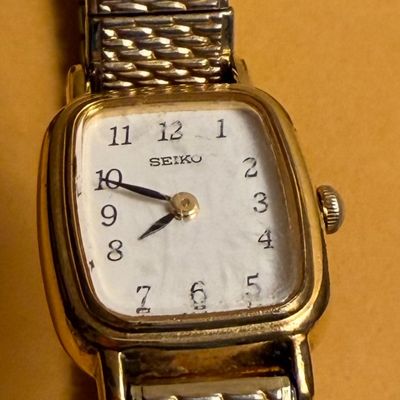 Vintage Ladies Watch Lot Girard Perregaux Certina +++