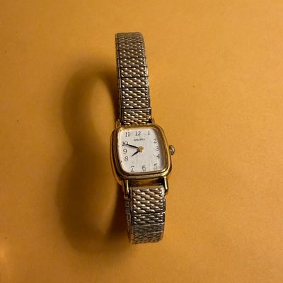 Vintage Ladies Watch Lot Girard Perregaux Certina +++