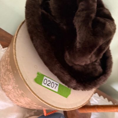 Vintage Hats & Stands