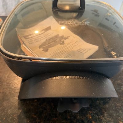 12” Electric Skillet- Black and Decker