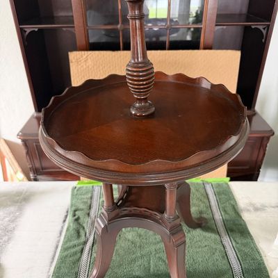 Vintage Monogany Two-Tier Dumbwaiter Accent Table