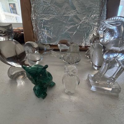 Collection of Decorative Crystal & Art Glass Animal Figurines & Paper Weights