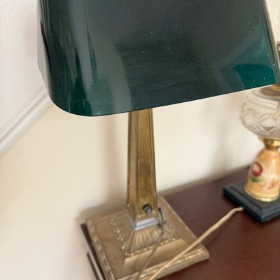Antique/Vintage Bankers Lamp
