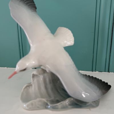 Rosenthal German Porcelain Soaring Bird Figurine