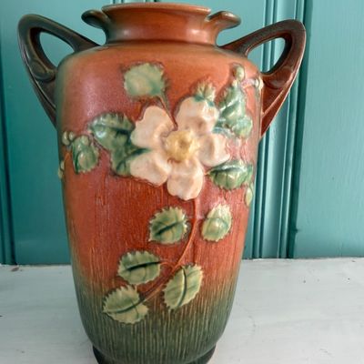 Large Roseville Pottery Urn Vase 988-10