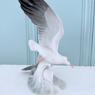 Rosenthal German Porcelain Soaring Bird Figurine