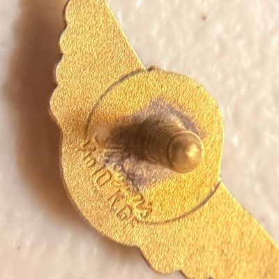 Vintage United Airlines 100,000 Miles Pin