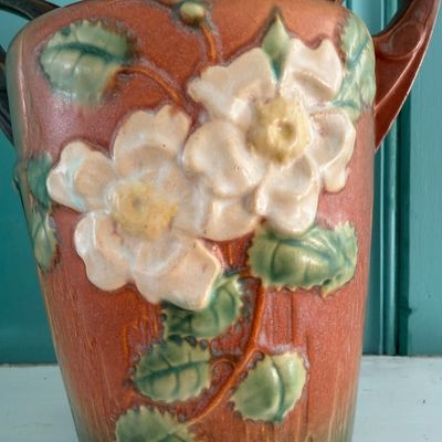 Large Roseville Pottery Urn Vase 988-10