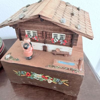 THREE Vintage European Music Boxes
