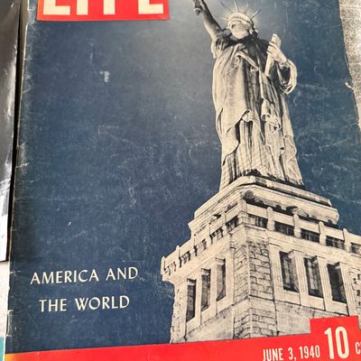 Vintage Kennedy Magazines Lot