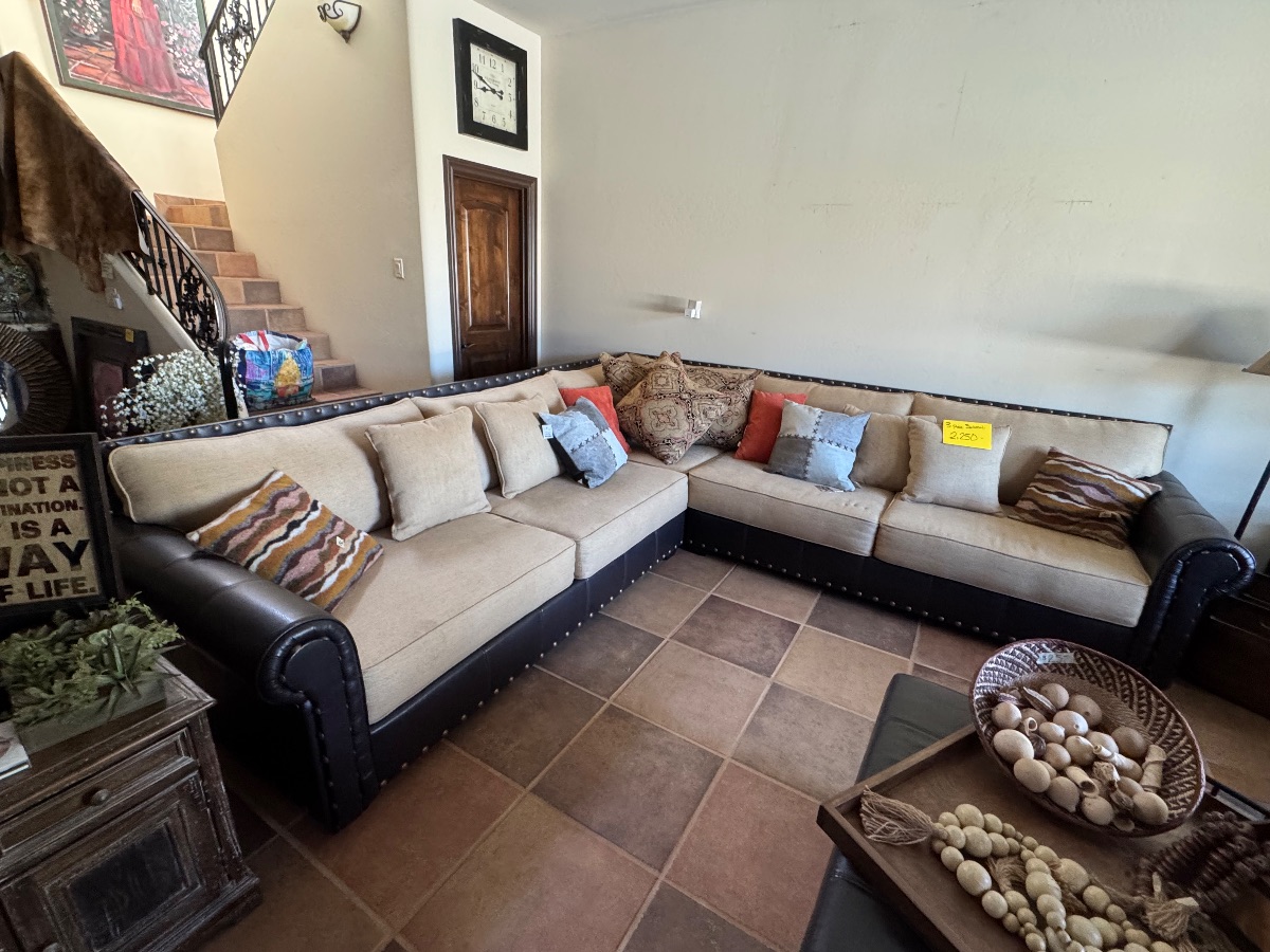 Up scale Estate sale in Rio Bravo Country Club