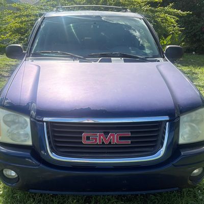 Sale Photo Thumbnail #708: Vin # 1GKDT13S542107975.  This vehicle has clear title with 215,655 miles.  AC works