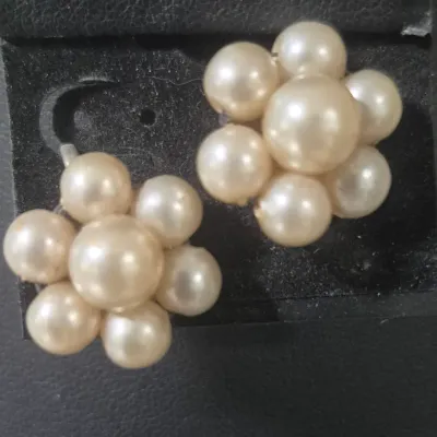 Sale Photo Thumbnail #36: Stunning Freshwater double strand Pearl Necklace & Earrings coord.
> pearls test for freshwater. Length is 12" clipped.
> fastener is pearled and box clasp snap in.
> Earrings match and coordinate .....screwbacks
