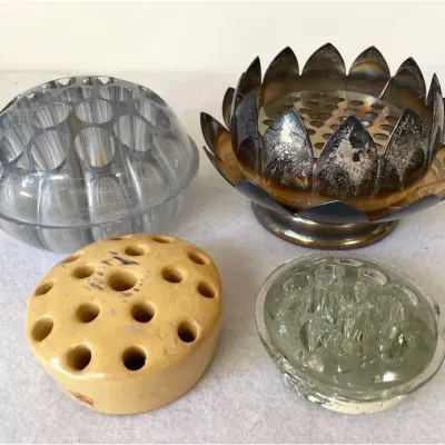 Mid Century Flower Frogs, 4pcs