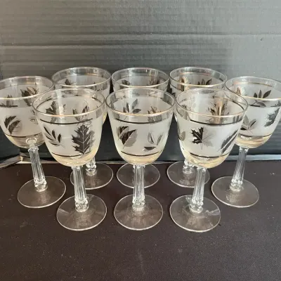 Wine Glasses With Leaf Pattern(8)