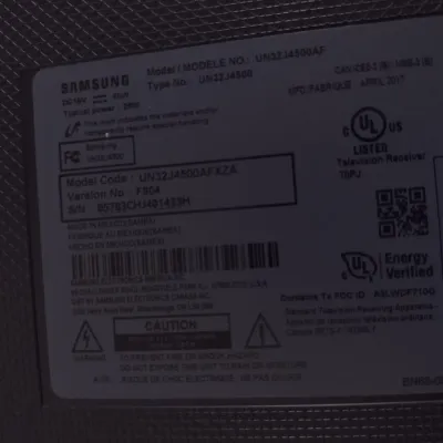 Samsung Smart TV with Remote- Approx 31" Diagonal