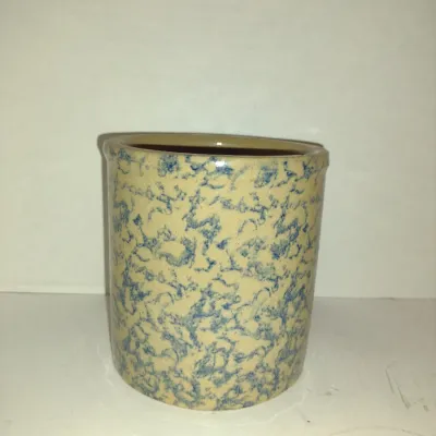 Robinson-Ransbottom Roseville Pottery Crock/Utensil Holder with Blue Sponge Pattern- Approx 5" in Diameter, 5 1/4" Tall