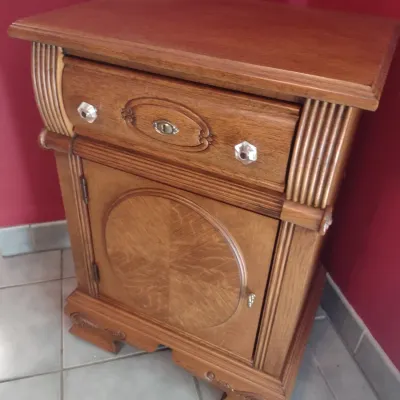 American Drew Mahogany Bedside Nightstand Choice A