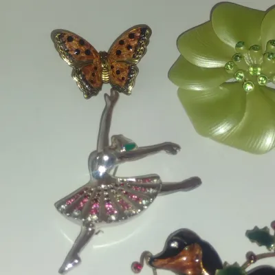 Collection of Pins/Brooches- Assorted Makers (#2)