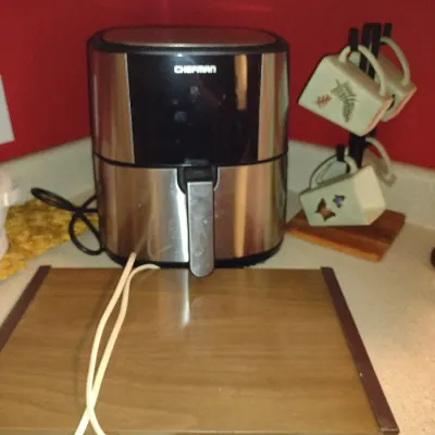 Collection of Kitchen Ware- Glassware, Small Appliances, Bakeware, Cutlery, etc.
