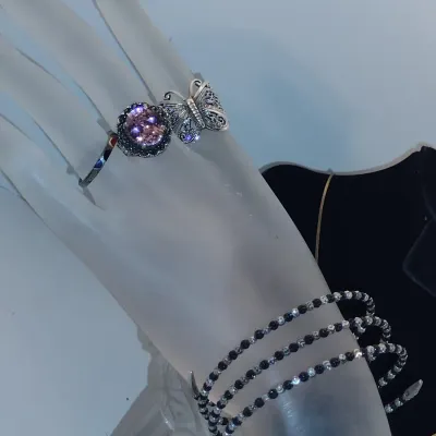 Collection of Sterling Silver Jewelry- Rings, Earrings, Coil Bracelet, Necklace- Approx Total Weight 33 Grams (#9)