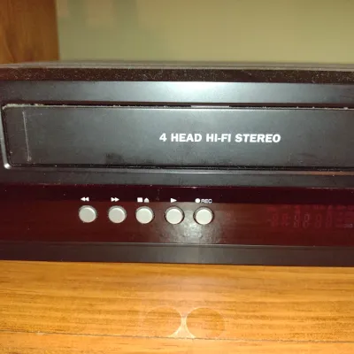 Emerson VHS and DVD Player with Remote