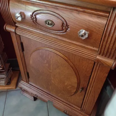American Drew Mahogany Bedside Nightstand Choice B