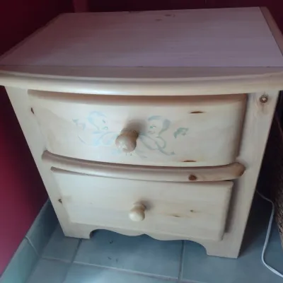 Knotty Pine Double Drawer Bedside Dresser
