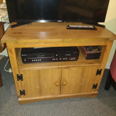 Wood Finish TV/Media Stand- Approx 29 1/4" Wide, 17" Deep, 25" Tall