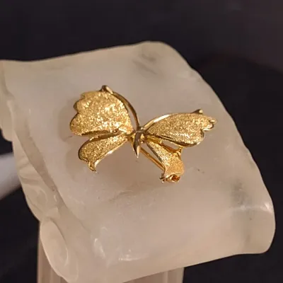 14 Karat Yellow Gold Butterfly Design Brooch- Approx 3.8 Grams Total Weight (#20)