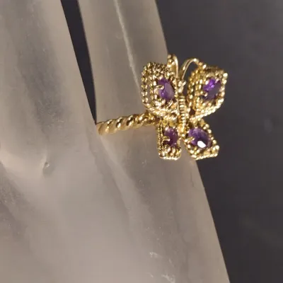 14 Karat Yellow Gold and Amethyst Butterfly Design Ring- Size 6 3/4- Approx 4.8 Grams Total Weight (#17)