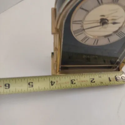 Bulova Battery Operated Table Top Clock- Approx 5" Tall