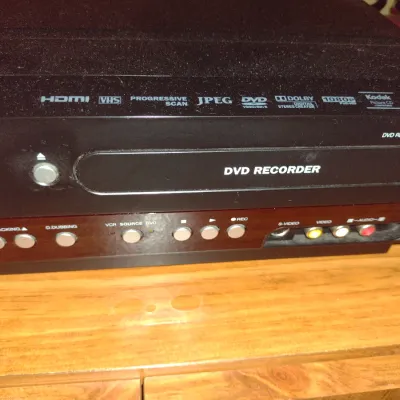 Emerson VHS and DVD Player with Remote