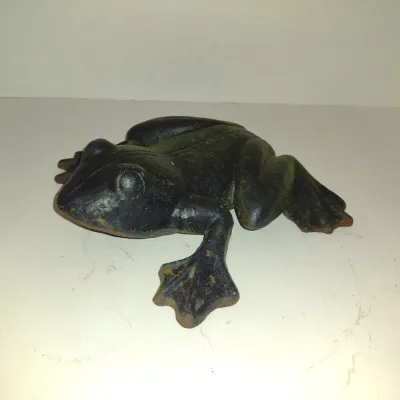 Cast Iron Frog Indoor/Outdoor Decor- Approx 7 1/2" Wide
