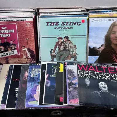 Lot of 56 Vinyl Records: Mixed Artists, Soundtracks, Musicals and Easy Listening