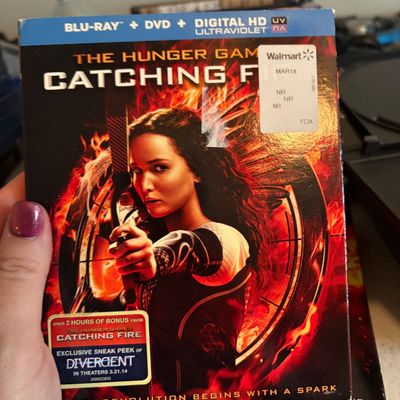 Sale Photo Thumbnail #352: Lot of 4 Blu-ray, DVD The Hunger Games movies.