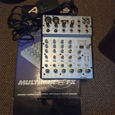 Sale Photo Thumbnail #458: ALESIS multimix 6 fx