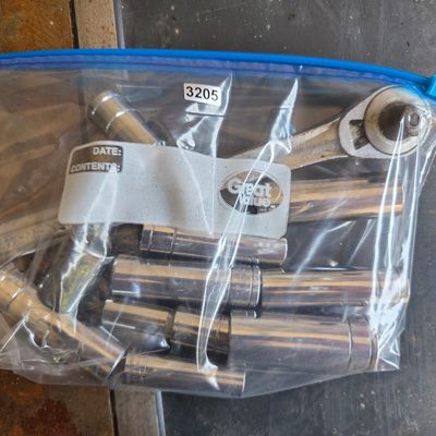 Sale Photo Thumbnail #508: 3/8” socket set