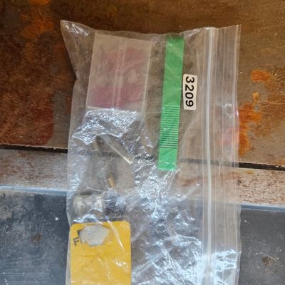 Sale Photo Thumbnail #511: Bag of assorted fuses