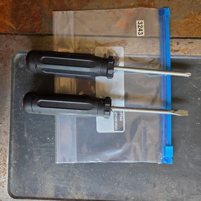 Sale Photo Thumbnail #484: 2 screwdrivers