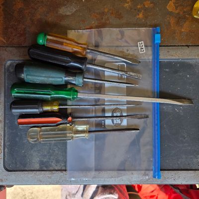 Sale Photo Thumbnail #485: Lot of 7 screwdrivers