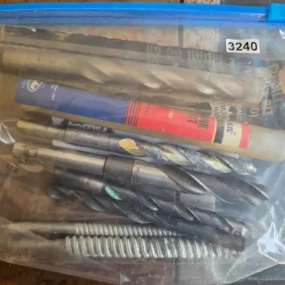 Sale Photo Thumbnail #263: Assorted drill bits