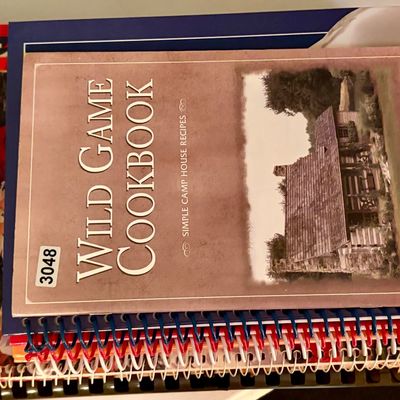 Sale Photo Thumbnail #441: Lot of 8 miscellaneous cookbooks