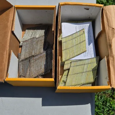 Sale Photo Thumbnail #206: Partial boxes
