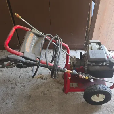 Sale Photo Thumbnail #524: 5 hp with nozzle tips.
Unknown working condition. 
Not tested