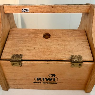 Sale Photo Thumbnail #307: Wooden carrying case by KIWI containing many tools, brushes and oils. Great condition!