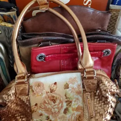 Sale Photo Thumbnail #137
