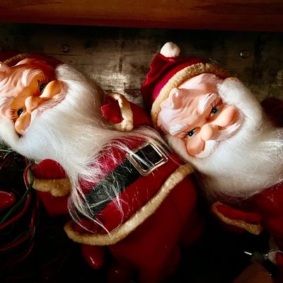 Sale Photo Thumbnail #660: Vintage holiday 