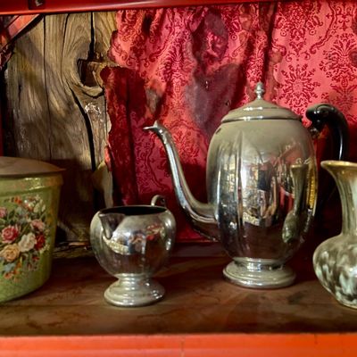 Sale Photo Thumbnail #293: Tea / coffee set
