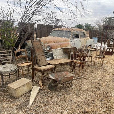 Sale Photo Thumbnail #467: Yard